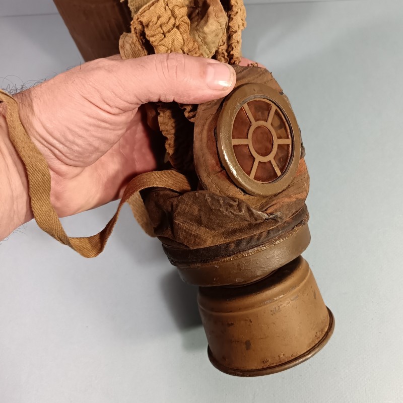 MASQUE A GAZ ARS 1917 ARS17 MASQUE ET BOITIER DATES DES ANNEES 1925-28 APAREIL RESPIRATOIRE SPECIAL